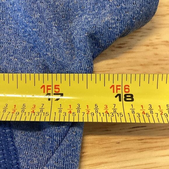 Ladies The North Face Mountain Athletics v-neck Performance Tee - blue - medium - Picture 8 of 9